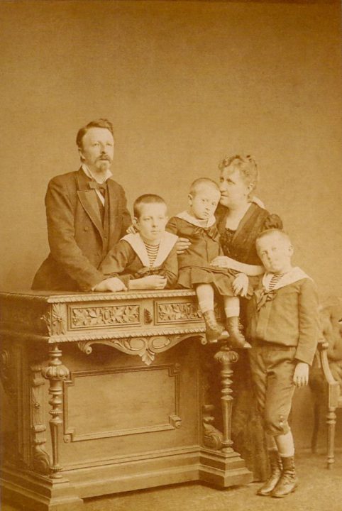 princesa-isabel_1-conde-deu-e-filhos-1885